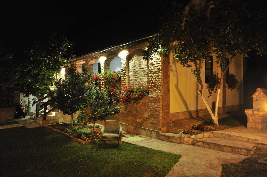 Ilkicev Kucerak Apartman Vrdnik Exterior foto