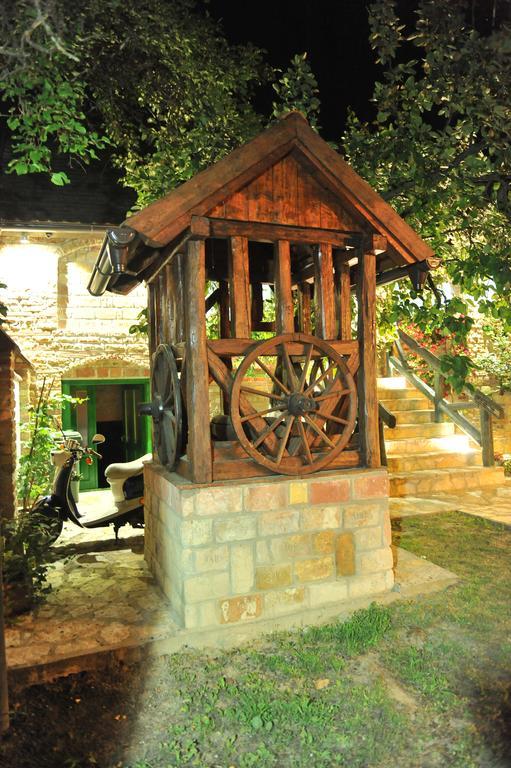Ilkicev Kucerak Apartman Vrdnik Exterior foto