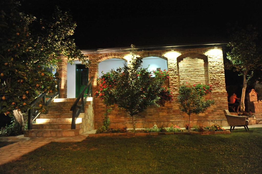Ilkicev Kucerak Apartman Vrdnik Exterior foto